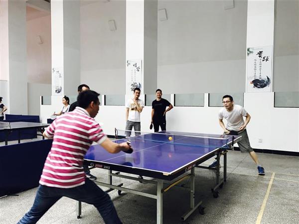 http://www.svchr.edu.cn:81/gh/files/image/20170901/20170901091647_6587.jpg